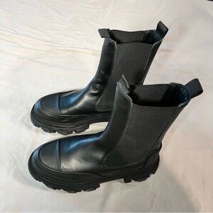 Ganni Black leather ridged lug boots. Size 41.